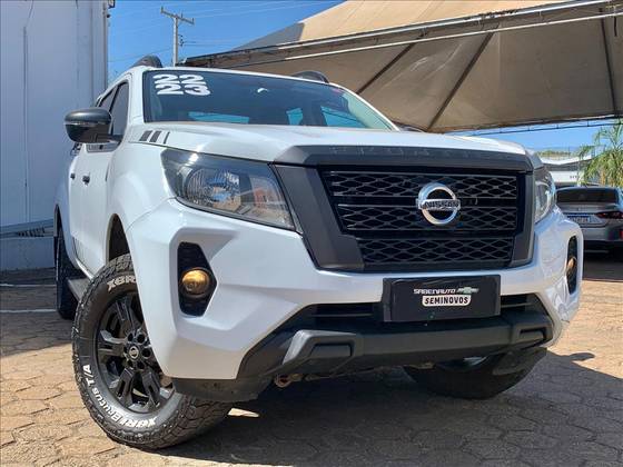 NISSAN FRONTIER 2.3 16V TURBO DIESEL ATTACK CD 4X4 AUTOMÁTICO